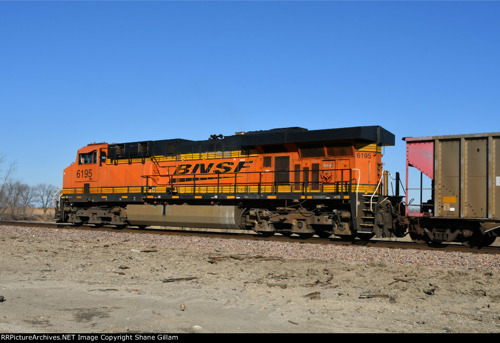 BNSF 6195 Roster shot